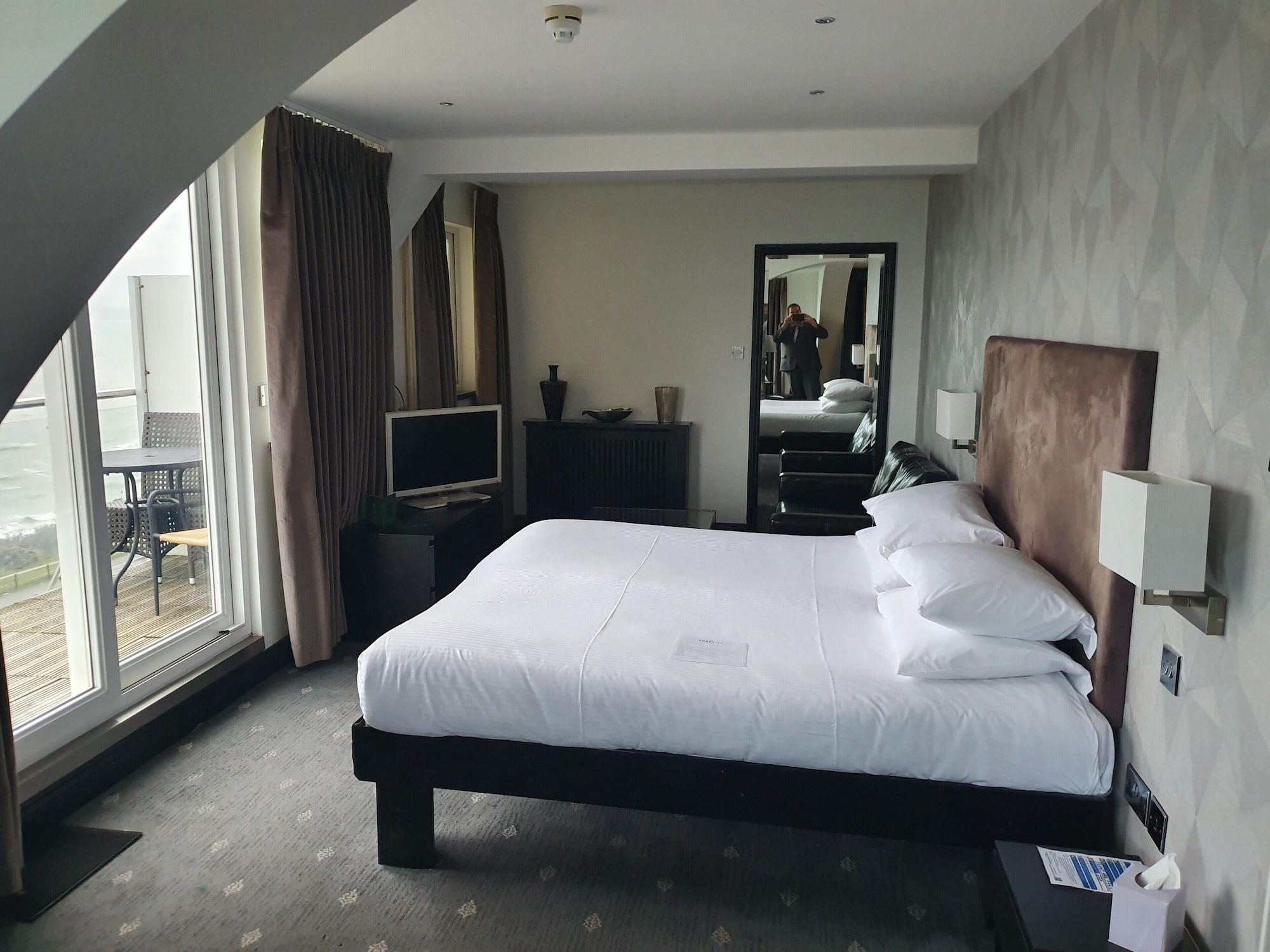 Suncliff Hotel - Oceana Collection Bornemouth Extérieur photo