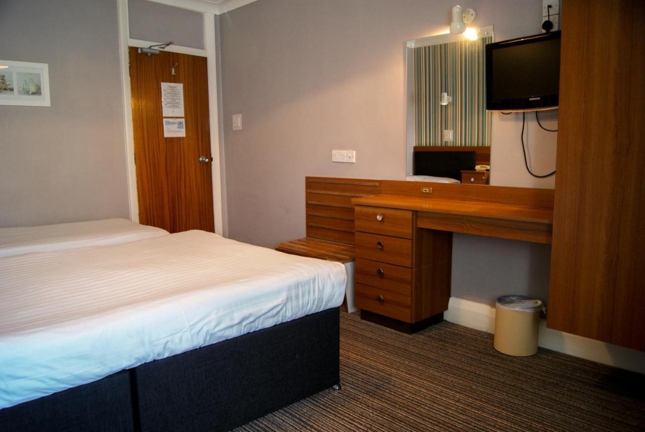 Suncliff Hotel - Oceana Collection Bornemouth Extérieur photo