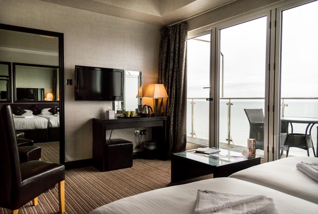 Suncliff Hotel - Oceana Collection Bornemouth Extérieur photo